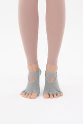 Cross Yoga Socks - Dutch Gray