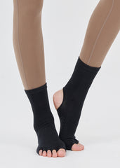 Open-Toe Ankle Yoga Socks - Black