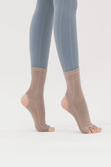 Open-Toe Ankle Yoga Socks - Black